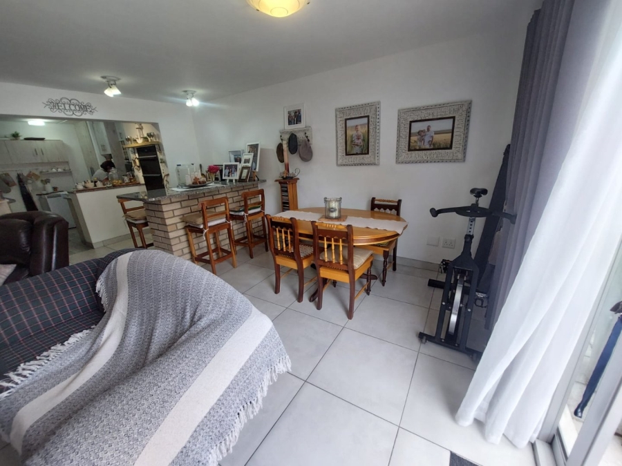 3 Bedroom Property for Sale in Twee Kuilen Western Cape